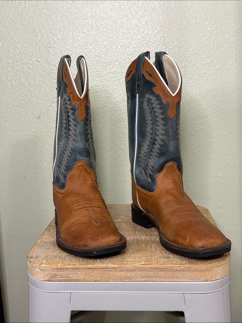 Old West Boys Two-Tone Brown Green Leather Cowboy Western Boots Size 3.5 Big Kid